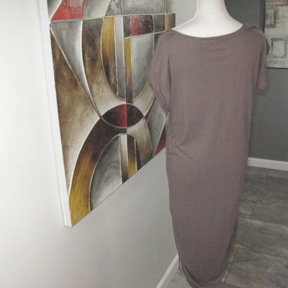 NEW York & Company Light Brown Ruched Sides Maxi Dress Size Medium - Picture 5 of 6